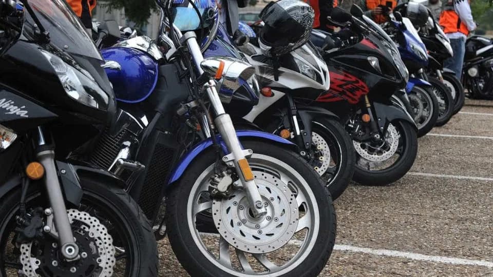 Crescimento na Produção de Motocicletas Atinge 21,8% em Outubro, Revela Abraciclo