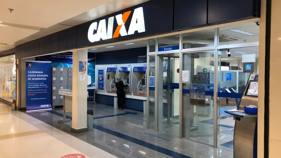 Caixa Econômica Federal Suspende Cobrança de Seguro em Empréstimos Consignados para Aposentados