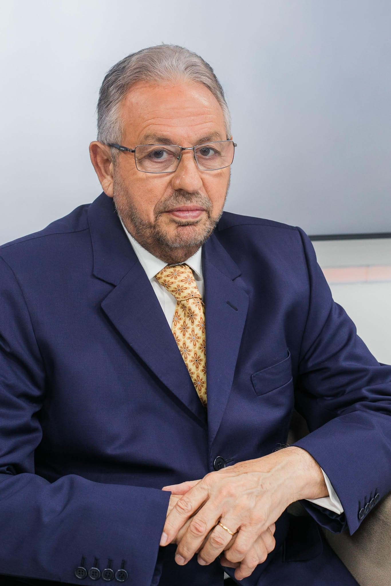 Orçamento de 2026: Desafios Fiscais e Implicações Eleitorais